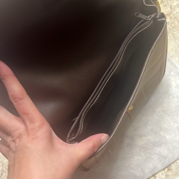 Vintage Burberry Classic Shoulder Bag - Picture 9 of 10